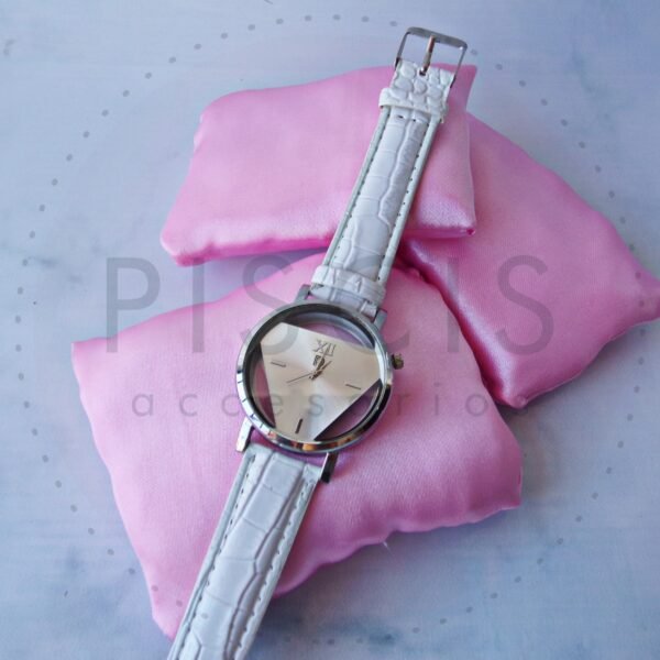 Reloj cuadrante cristal.