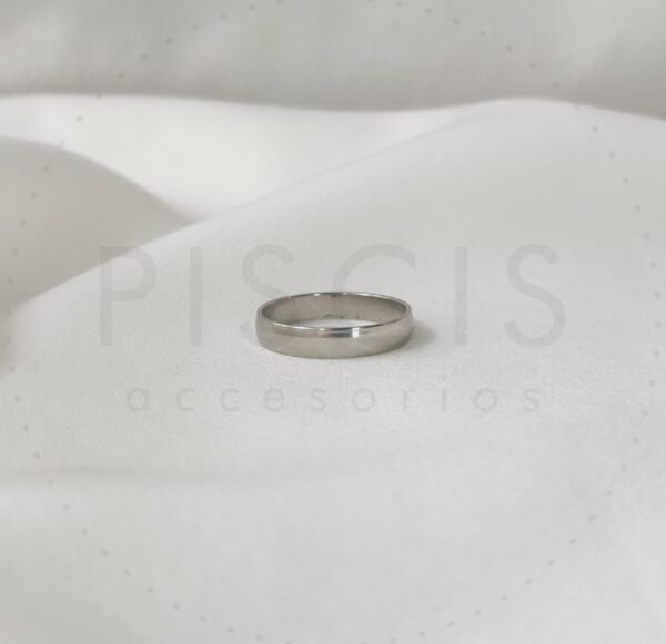 Anillo alianza mediana.
