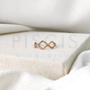 Anillo Waves dorado.