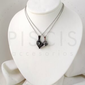 Collar TE AMO en 100 IDIOMAS para compartir.