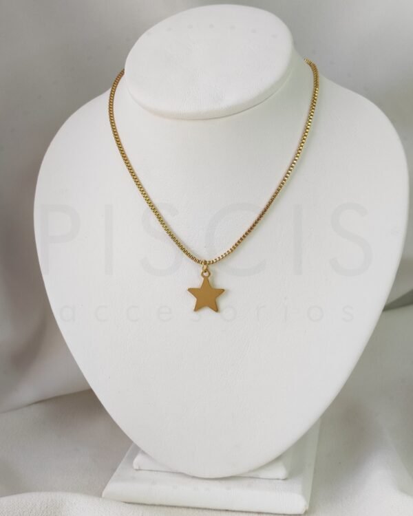 Collar Estrellita, dorado.