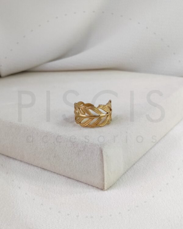 Anillo Jack dorado, regulable.