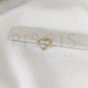 Piercing clicker corazón con strass, dorado.