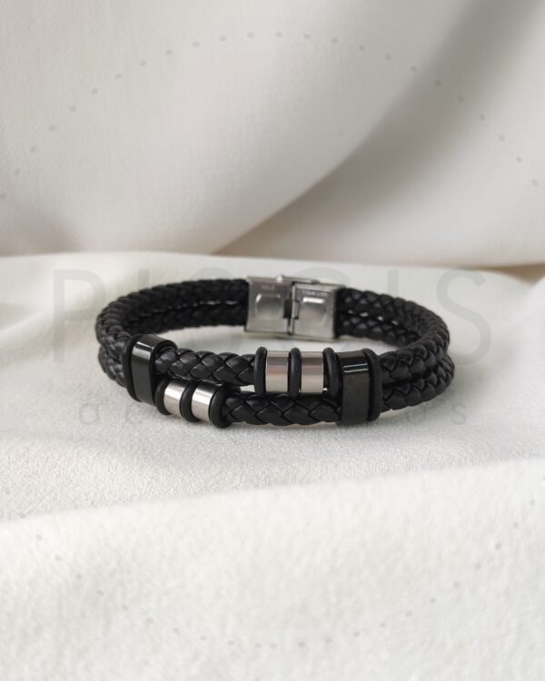 Pulsera Aartic negra.