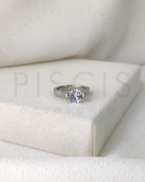 Anillo Lucero, plateado.