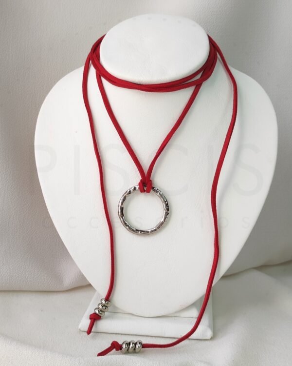 Choker RAE, plateado.
