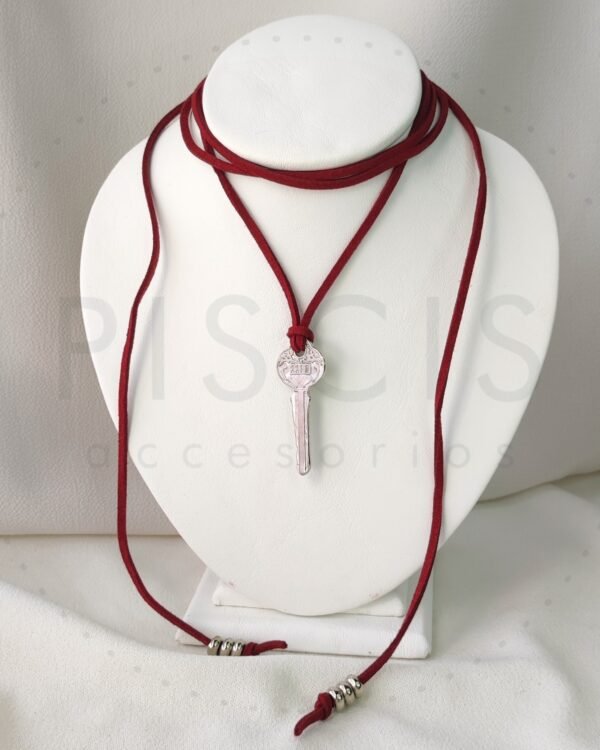 Choker Clé, plateado.