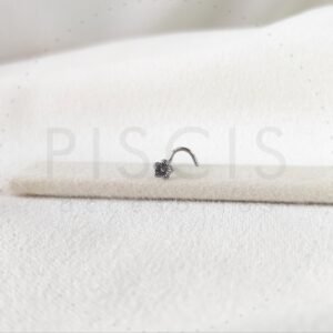 Piercing nostril flor, plateada.