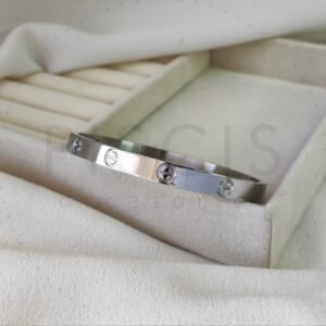 Brazalete Love Cartier, plateado.