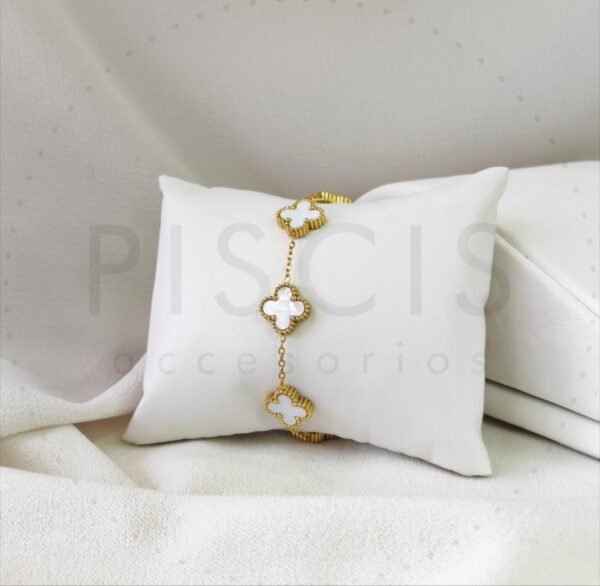 Pulsera Alhambra blanca, dorada.
