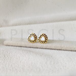 Aros Cori sparkles blancos con negro, dorados.