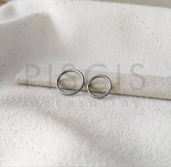 Piercing clicker con strass, plateado. - Imagen 2