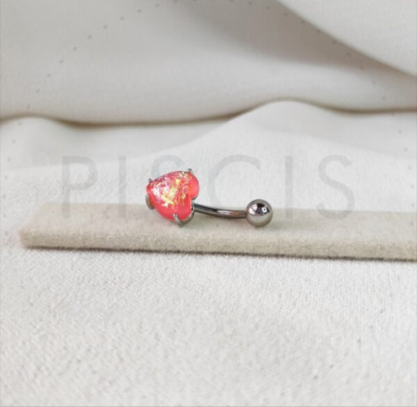 Piercing ombligo corazón ópalo fucsia, plateado.