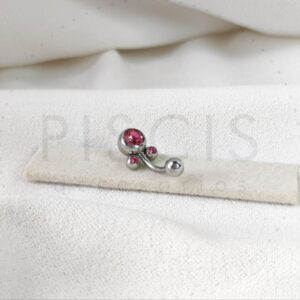 Piercing ombligo Mickey fucsia.