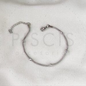 Pulsera con bolitas, plateada.