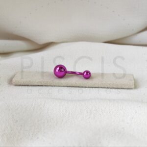 Piercing ombligo, violeta.
