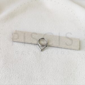 Piercing clicker doble en punta.