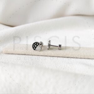 Aros Honguitos negros, plateados.