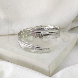 Brazalete Petra, plateado.