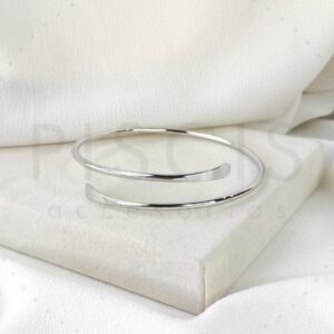 Brazalete Lina, plateado.