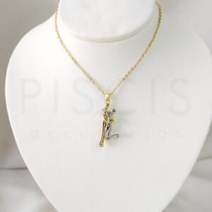 Collar Abrazo, dorado y plateado.