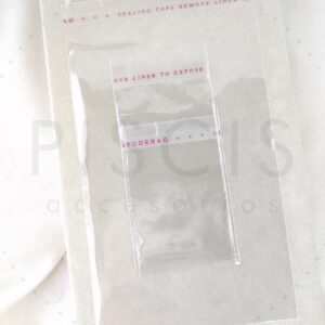 Pack x20 bolsitas con adhesivo.