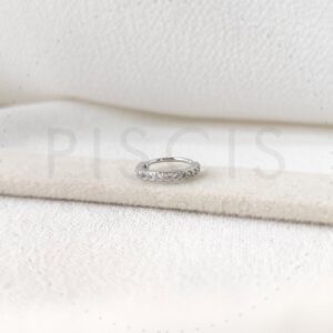 Piercing sin fin con strass, plateado.