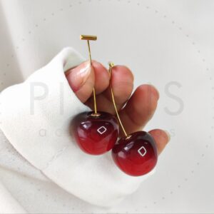 Aros Cerezas, dorados.