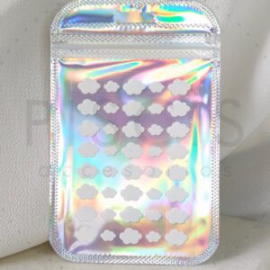 Parches para acné - nubes blancas.