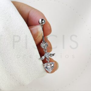Piercing ombligo triple corazón colgante, plateado.