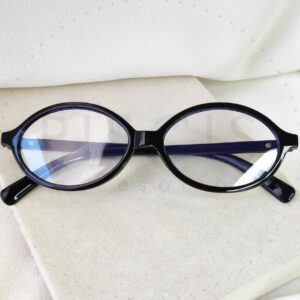 Marcos lentes, negros.