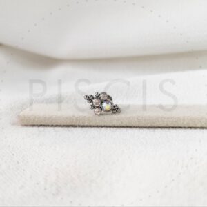 Labret 4 strass + bolitas, plateado.