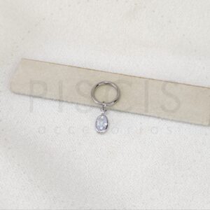 Piercing clicker con dije strass óvalo.